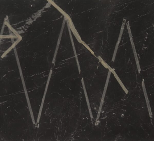 NERO MARQUINA